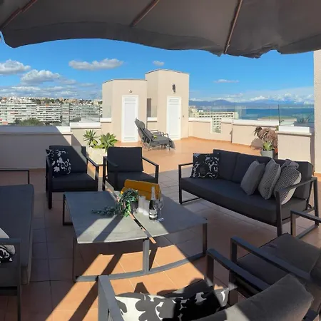 Luxury Penthouse - Torremolinos, Spain アパート トレモリノス